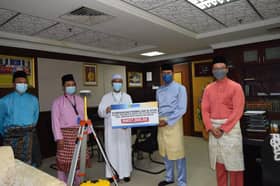 LZS sumbang RM37,000 beli alat moden ukur arah kiblat