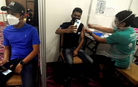 62.9 peratus golongan dewasa terima dos penggalak takat semalam