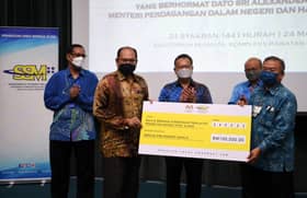 Menteri gesa peniaga tidak naik harga barang sesuka hati