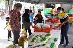 Orang ramai saran program jualan murah diteruskan, beli tanpa had