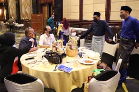 MBSJ rai pengamal media, anak yatim berbuka puasa