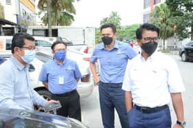 MBSJ arah kontraktor baiki jalan berlubang di Taman Puncak Jalil