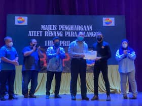 Negeri sumbang RM15,000 kepada persatuan renang para Selangor