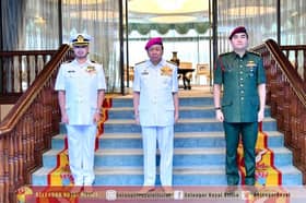 DYMM Sultan Selangor berkenan terima menghadap Tunku Idris