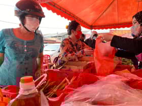 Orang ramai akui barangan PKPS murah, mahu jualan mingguan diterus