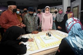 Sultan Selangor berkenan lancar al-Quran, terjemahan bahasa Cina