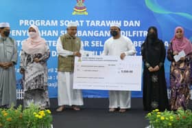 RM40,000 donation to four mosques, 23 suraus in Ampang