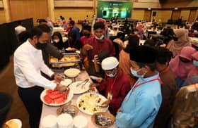 LZS kerjasama syarikat korporat rai anak yatim, hulur bantuan Aidilfitri