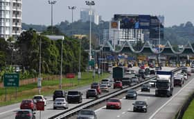 Aliran trafik arah utara, selatan perlahan