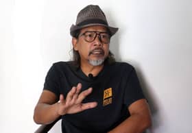 Usia 15 tidak lancar membaca, Nam Ron pernah kerja cuci pinggan