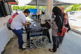 300 people undergo free health screening in Sungai Ramal constituency