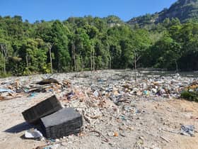 MPKJ closes illegal landfill causing odour pollution in Cheras