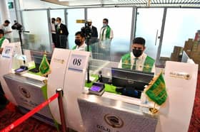 TH: Aktif kad debit-i sebelum berangkat ke Tanah Suci