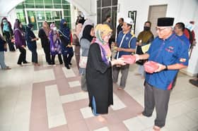 Unisel agih daging korban kepada warga kerja, golongan memerlukan