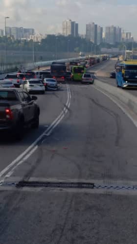 Pemandu lori mengaku tidak bersalah rempuh 11 kenderaan di Tambak Johor