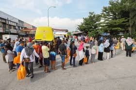 Shoppers throng Jualan Ehsan for Aidiladha in Kuala Langat