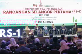 Selangor aims to build 10,000 EV chargers by 2025 — Exco