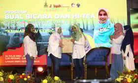 Luang masa bersama dan ambil tahu rutin harian, erat hubungan keluarga