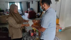 Zakat Selangor bantu mangsa kebakaran, peniaga kecil