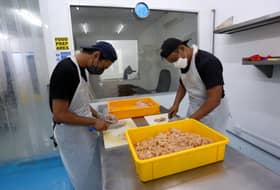 ADN minta buat aduan jika penjual makanan tidak pakai pelitup muka