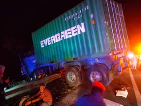 Four killed, 12 injured in four-vehicle pile-up on LPT1