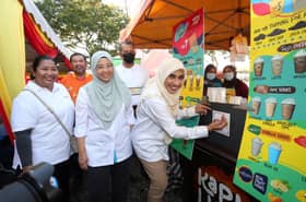 Peniaga lega dapat internet percuma, permudah urusan niaga dalam talian