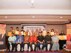 ADN Sungai Ramal rai 12 pelajar cemerlang SPM 2021