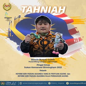 King, Queen congratulate national powerlifting athlete