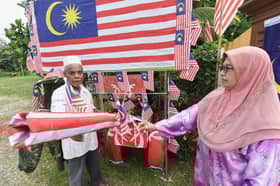 Pesara tentera berhabis RM700 beli Jalur Gemilang, bina replika meriam