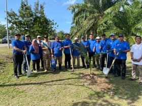 Kumpulan Semesta plants almost 300 trees at Firefly Conservation Centre