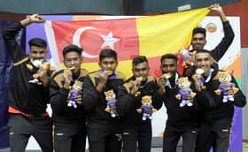 Selangor wins men's team kumite gold