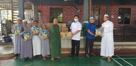 Mais agih pek makanan kepada lebih 500 keluarga kurang mampu