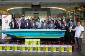 Kusel donates flood operation equipment, assists local authorities alongside state District, Land offices in high-risk areas