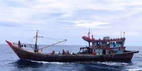 Ceroboh perairan negara, APMM tahan bot nelayan Indonesia