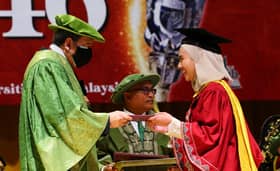Apply fifth principle of Rukun Negara when communicating, Selangor Sultan tells graduates