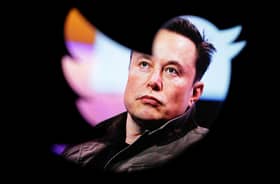 Musk asking Twitter users whether he should step down as CEO