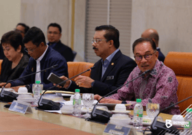 Subsidi bersasar: Anwar beri jaminan kepentingan pihak industri turut diberi perhatian