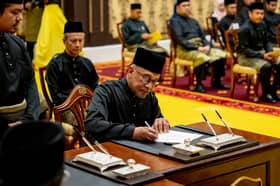 Anwar Ibrahim sworn in as 10th Prime Minister of Malaysia