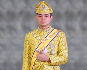 Public warned of fake Tengku Hassanal social media accounts