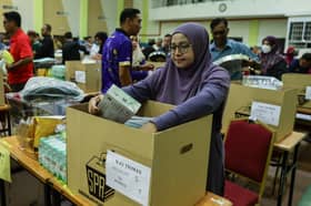 Lebih 160,000 pemilih Parlimen Padang Serai, DUN Tioman mengundi hari ini