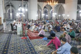 DUN Sekinchan sumbang RM10,000 kepada masjid, surau imarah Ramadan