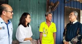 Batang Kali landslide: Only ‘thank you’ to rescuers as words fail for a grieving dad