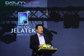 DCI cipta rekod MBOR, pasang bendera Selangor terpanjang di jejantas udara