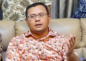 Wajib pelitup muka pertingkat mutu kebersihan kendalian makanan