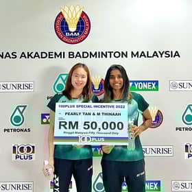 Pearly, Thinaah receive RM50,000 incentive ahead of World Tour finals