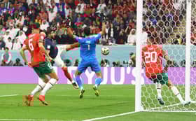 பிரான்ஸ் 2-0 என்ற கோல் கணக்கில் 2022 உலகக் கோப்பையின் இறுதிப் போட்டிக்கு  முன்னேறியது.