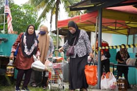 PKPS affordable sale sees 200 egg trays sold out within an hour