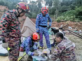 Tanah runtuh di tapak khemah: Lapan disahkan maut, puluhan lagi diselamatkan