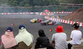 Litar APDCrew medan latih pelumba profesional, cungkil bakat baharu