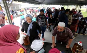 Program jualan murah barangan asas singgah sembilan lokasi esok